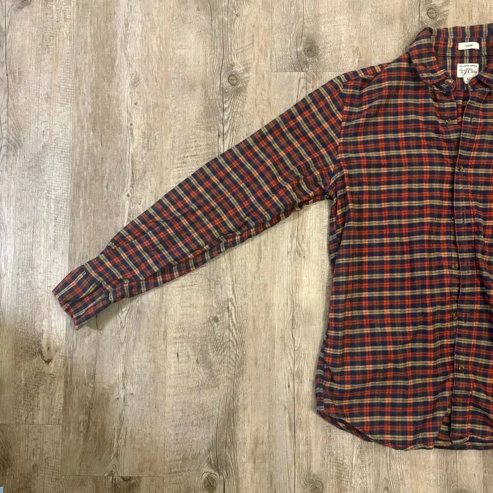 J. Crew Men’s Slim Dress Button Down Red and Blue Medium